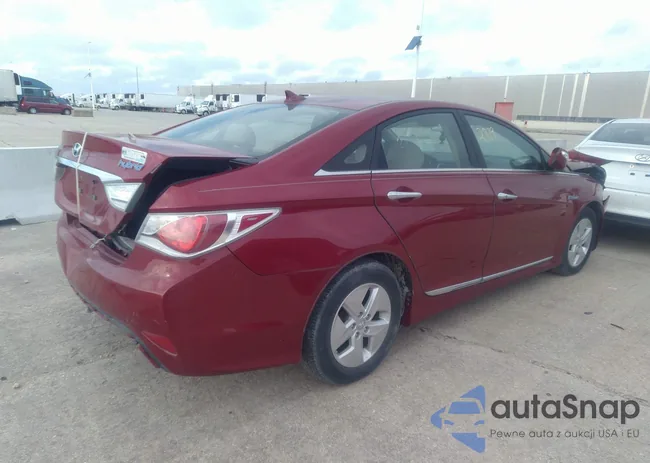 KMHEC4A45BA002082: 28342819