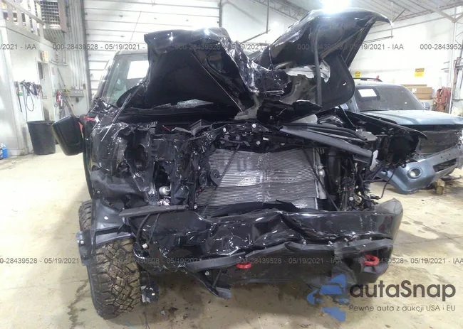 1GCPYFEL2LZ350761: 28439528