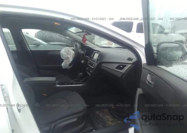 5NPE24AF6KH738689: 29221408