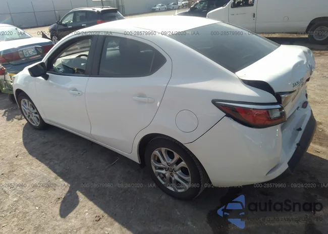 3MYDLBYVXHY157008: 28579960