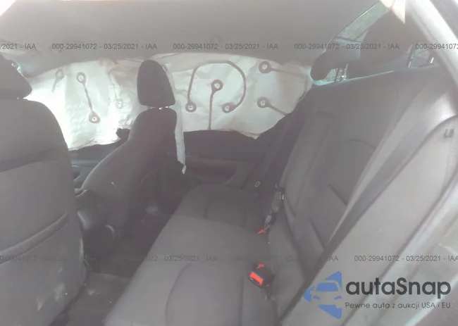 1G1ZB5ST1JF147957: 29941072