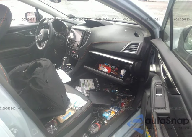 JF2GTALC2JH300337: 29953342