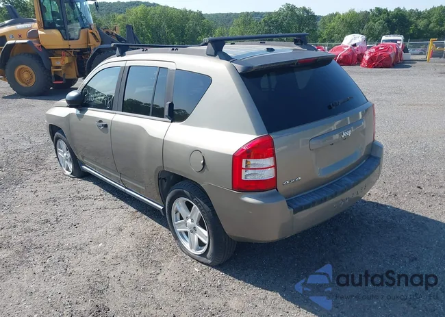 1J8FF47W27D170883: 31054798