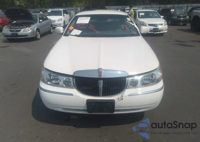 1LNHM81WXXY700012: 31091653