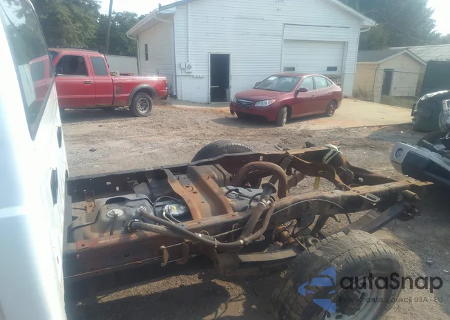 1FTNF20L92EC18907: 31232636