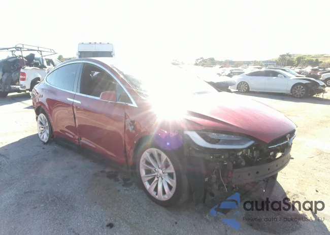 5YJXCBE29GF015409: 32043803