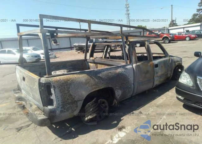 1GCEC19V16Z211407: 32083558