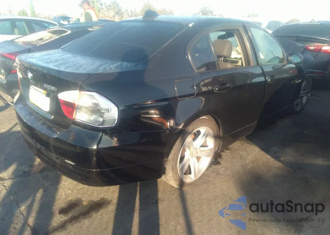 WBAVC57548NK77791: 32078875