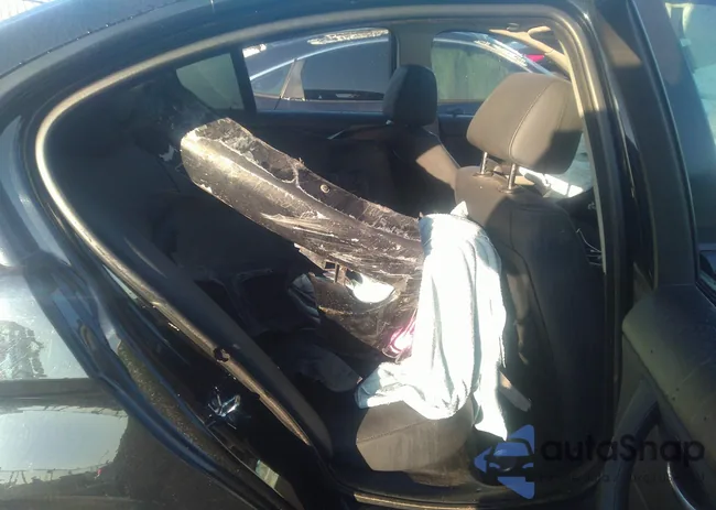 WBAVC57548NK77791: 32078875