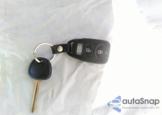 5NPD84LF1JH359136: 31703928