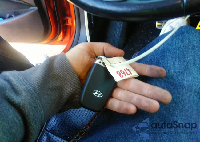 KMHTC6AE3DU180439: 31827814