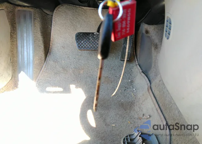 1G1AK55F867660093: 32951150