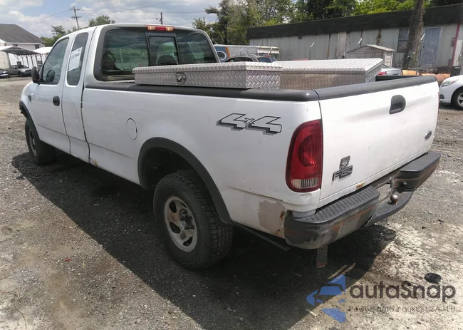 1FTRX18W21NB81883: 33139666