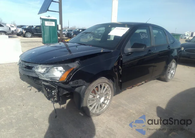 1FAHP3GNXAW214645: 33228062