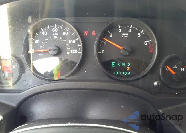 1C4NJPFB5CD690586: 33267446