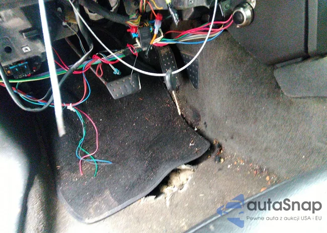 1G6DM57TX60189447: 32535353