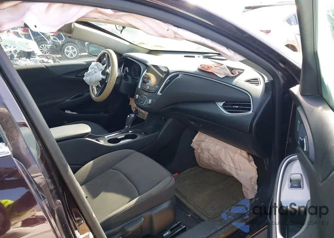 1G1ZG5ST3LF090200: 32736715