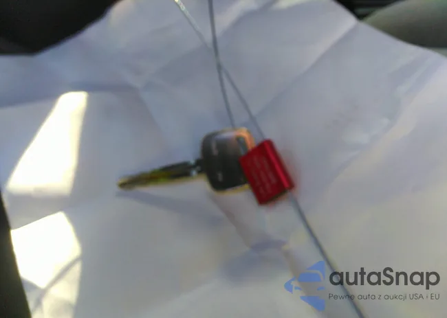 4T1BG22K5XU885177: 32825404