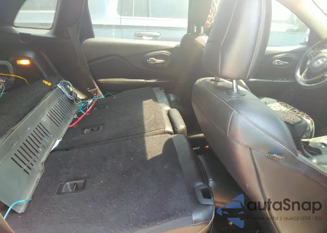 1C4PJMDS3FW648081: 34016751