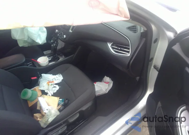 1G1ZC5ST5JF103277: 33986545