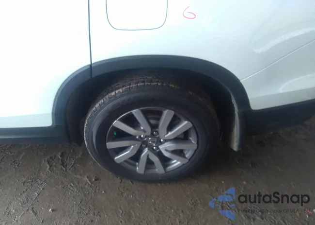 5FNYF5H58MB025685: 34040082