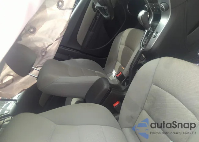 1G1PC5SB9E7360022: 34182853