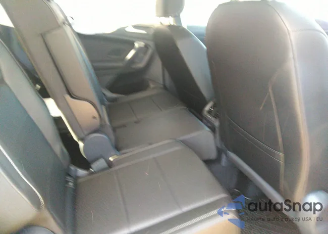 3VV3B7AX8MM050709: 34335076