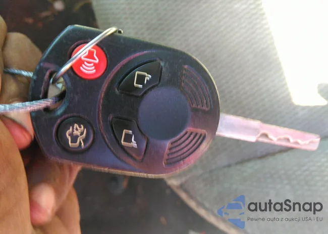 1FADP3F26DL128695: 34517124