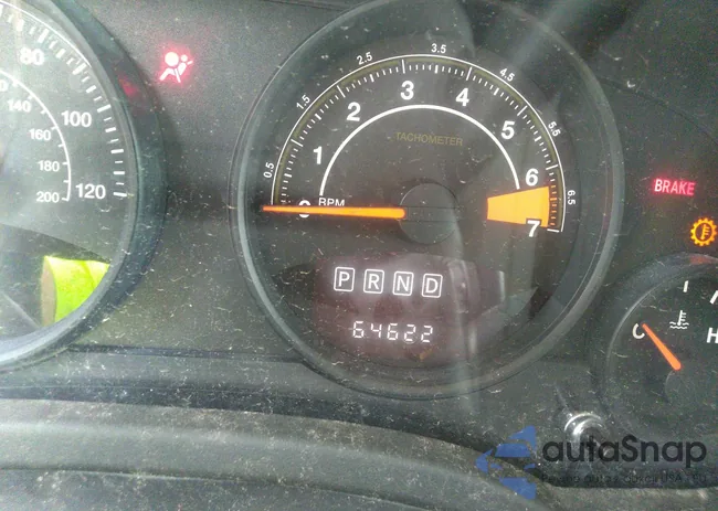 1C4NJRBB6GD717995: 33551943