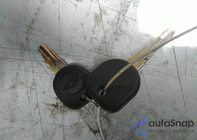 2G1WB5EK7B1100950: 33560125