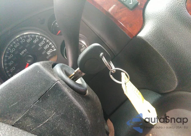 1GNSCBE01BR146546: 33672853