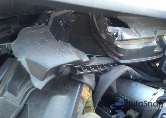 5YJYGDEE1MF087909: 33658241