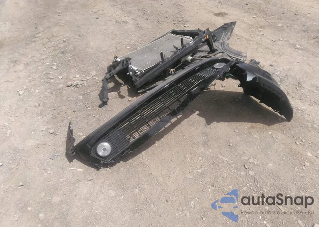 3KPF24AD5KE131769: 33750541