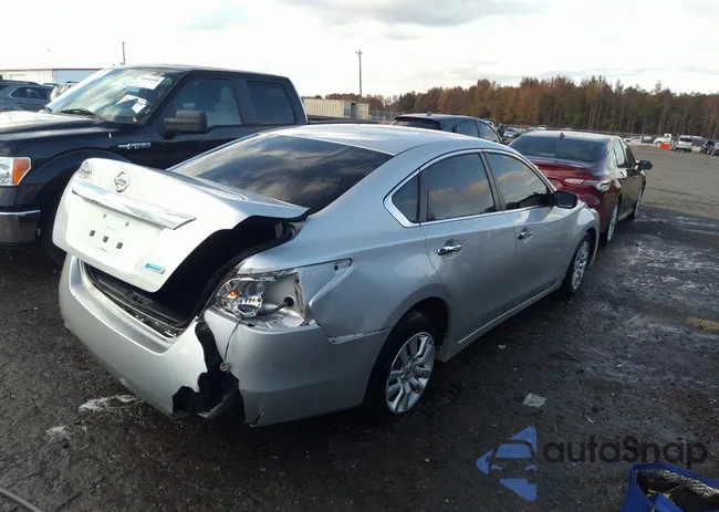 1N4AL3AP6EC320704: 34932386