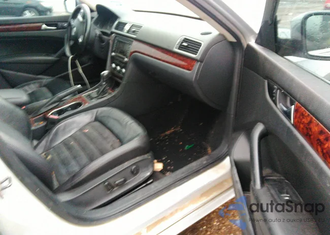 1VWCN7A37DC032302: 35001598