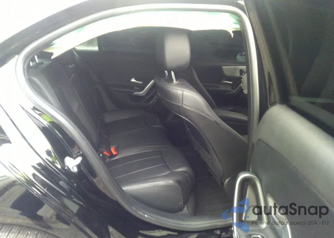 WDD3G4EB4KW019666: 35204309