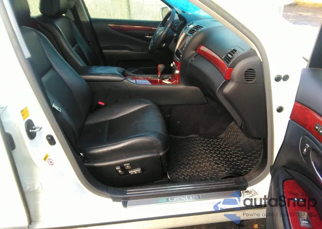 JTHCL5EF8C5014264: 35443981