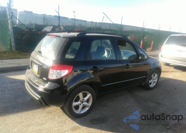 JS2YB413X75101949: 35482458