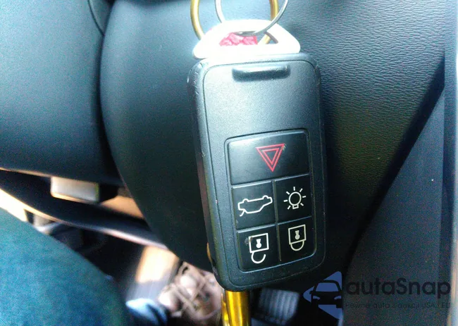 YV449MRR1H2020173: 34590686