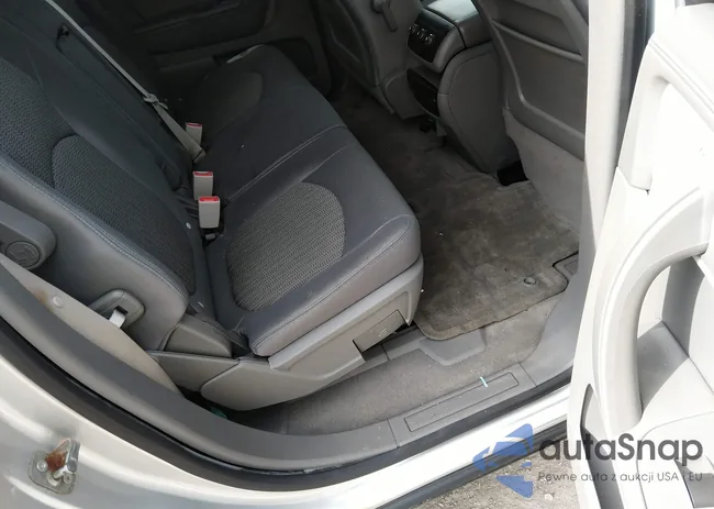 1GNKRFED5FJ122991: 34617751