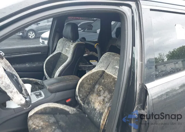 1C4RJFDJXFC632358: 34706640