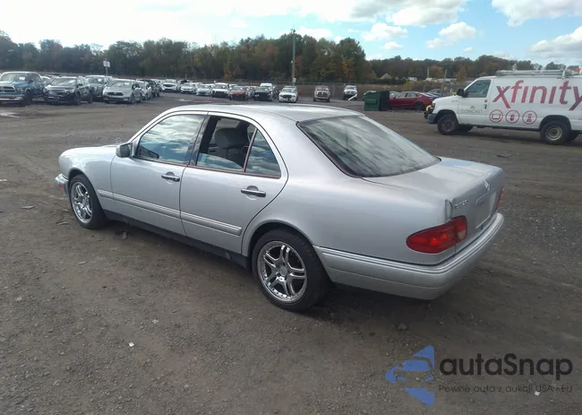 WDBJF65F6WA546094: 34770942