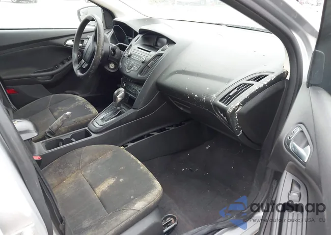 1FADP3F2XHL251647: 34817370