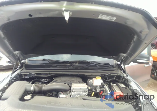 1C6RREFT5NN415392: 36093703