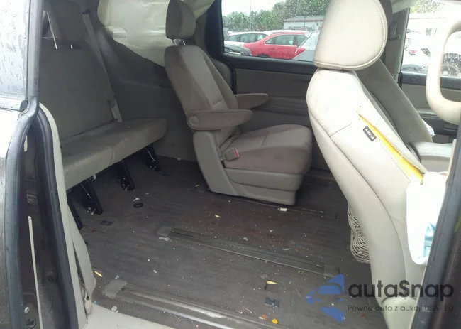 KNDMB5C1XF6022557: 36273405