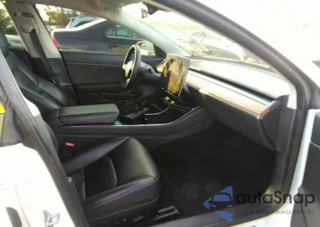 5YJ3E1EA4LF613489: 36439735