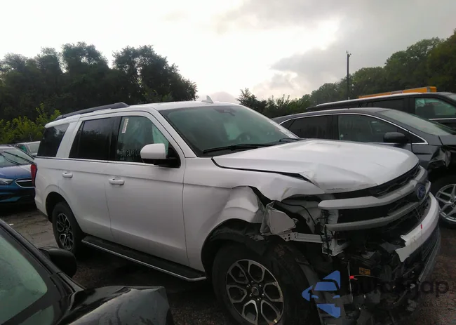 1FMJU1JT5NEA67318: 36453473