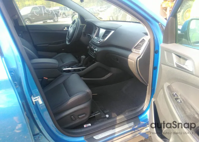 KM8J3CA27HU303130: 36482781