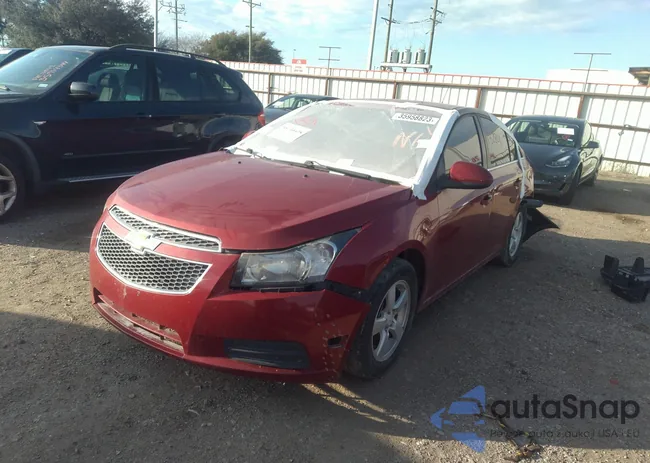 1G1PE5S96B7255909: 35710438