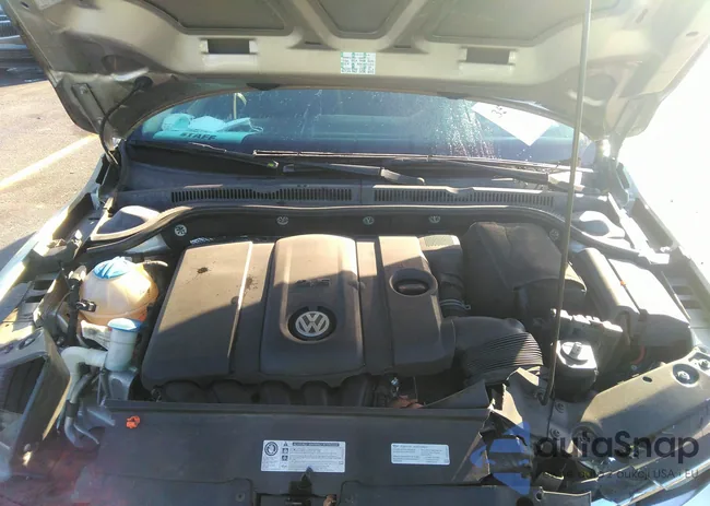 3VWDX7AJ8DM230754: 35758752